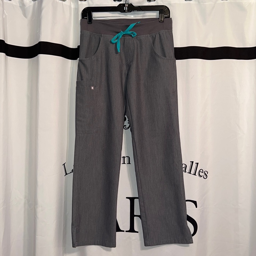 FIGS SCRUB PANTS SIZE XS/P PO# 1262